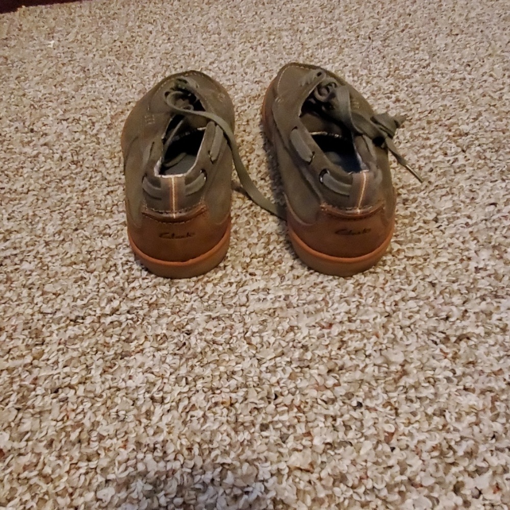 Shoes - Picture 3 of 3